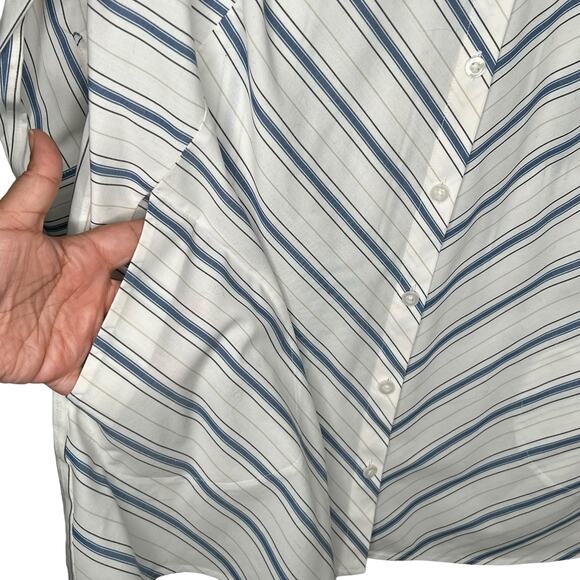 Chico's No-Iron Cotton-Blend Striped Stain Shield Pocket Tunic Size 1 = Medium - Picture 3 of 7